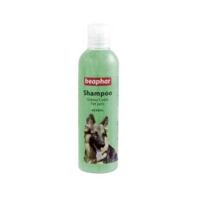Beaphar Herbal Yağlı Ciltler İçin Bitkisel Köpek Şampuanı 250 ml